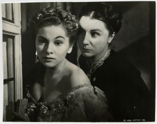 Joan Fontaine,  Judith Anderson In Alfred Hitchcock 