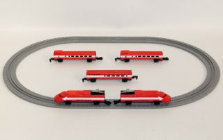 Micro Machines Red Continental Bullet Train 5 Cars & Track Vintage Galoob 1989