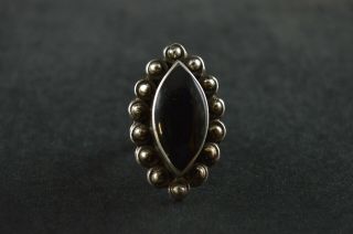 Vintage Sterling Silver Beaded Onyx Stone Oval Dome Ring - 13g