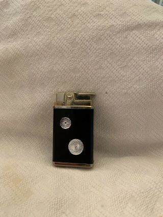 Vtg Royal Musical Mr 500 Gas Lighter Smoke Gets In Your Eyes By The Platters