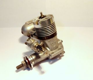Vintage Os Rc Model Engine Max 20 With Os Muffler Os - 702 For Collectors