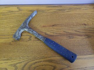 Estwing Vintage Blue Handle Shock Absorbent Rock Pick Chipping Geology Hammer.