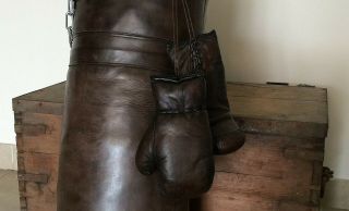 Vintage Dark Brown Leather Boxing Gloves - Retro