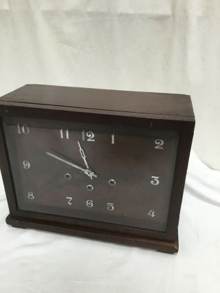 Vintage Mahogany Mantle Clock with Key Fully 3