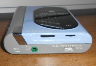 Vtg Blue SONY Walkman WM - F70 FM Stereo Cassette Player PARTS/REPAIR See Descript 8