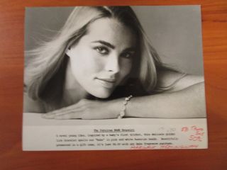Vintage Glossy Press Photo Actor Actress Margaux Hemingway Babe Bracelet Ad
