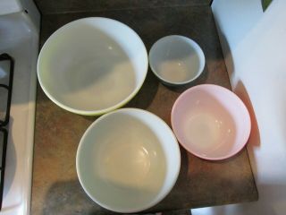 Vtg Pyrex 1945 - 1949 Primary Colors Nesting Mixing Bowls Set 404,  403,  402,  401 3