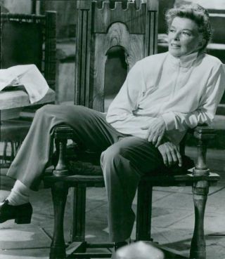Actress Katharine Hepburn During A Rehearsal.  - Unique Vintage Photograph
