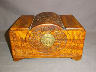 Attractive Vintage Chinese Hand Carved Camphor Wood Jewellery Trinket Box