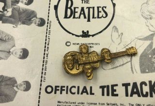 VINTAGE BEATLES 1964 guitar TIE TACK PIN 60 ' s CARD Photo John Lennon Signed 3