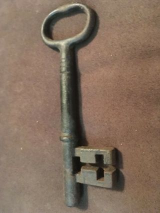 Vintage Cast Iron 7 Plus Inch Skelton Key