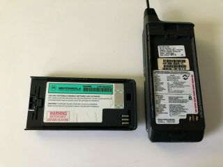 Vintage set of 2 Motorola Flip Cell Phones W/Charging Stand 1 - powers on plus, 5
