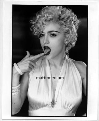 M16c Madonna Vogue Video - Vintage 1990s Black White 8x10 Photo =ritts Fincher=