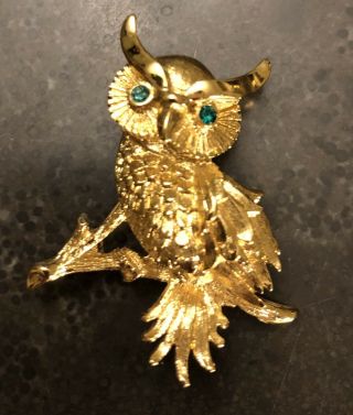 Signed Monet Vintage Retro Gold Tone Owl Emerald Rhinestone Eyes Brooch Pin