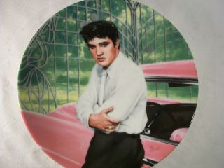 Vintage Elvis Presley Collectible Plate (looking At A Legend)