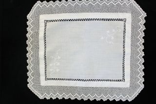 Vintage Small White Linen Cloth With White Embroidered Flowers.