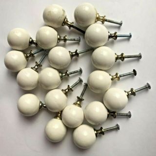 18 Vtg Reclaimed White Round Ball Porcelain Ceramic Cabinet Drawer Pulls Knobs
