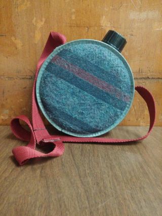 Vtg Canteen Metal Striped Wool Red Shoulder Strap Made In Usa 2 Qt Plastic Cap