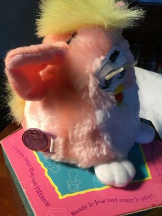 VINTAGE FURBY BABIES ELECTRIC GREAT COLORS PINK WHITE YELLOW FUN PET 3