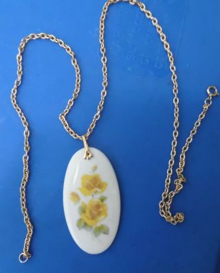 Pretty Vintage Hand Painted Pendant With Yellow Roses 2,  1/8 " Long