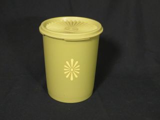 Vtg Tupperware Avocado Green Canister With Lid 6 In Tall 5 In Across Top 811 - 3