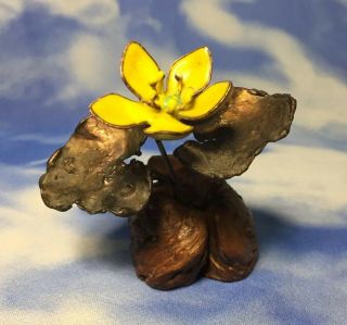 Htf Vintage Brumm Enamel Copper Metal Yellow Flower On Wood Base Rguc