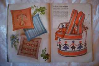 VTG 1960 ' s McCall ' s Summer Make It Ideas 2 1967 Time Warp Families Crafting 2
