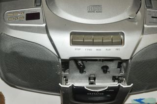 Aiwa CSD - A120U Cassette CD Player Radio Tuner Portable Boombox Stereo VTG 6