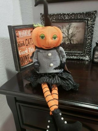 Halloween Primitive Vintage Style Pumpkin Head Doll & Spider Web Placemat