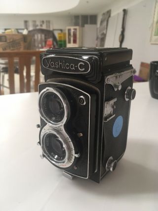 Vintage Yashica - C 6X6 Twin Lens Reflex TLR Camera with 80mm f/3.  5 Yashikor Lens 3