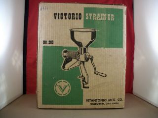 Vintage Victorio Strainer No.  200 - Use For Purees,  Soups,  Canning,  Baby Foods
