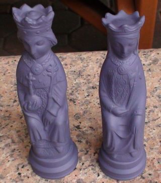Vintage Wedgwood Jasperware Chess King And Queen Collectors Society Dark Blue