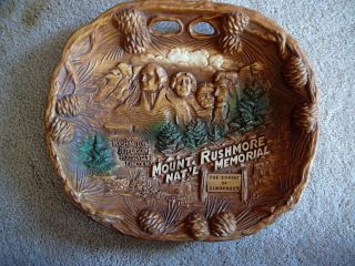 Mount Rushmore National Memorial Vintage Souvenir Faux Wood Tray By Taco - Good