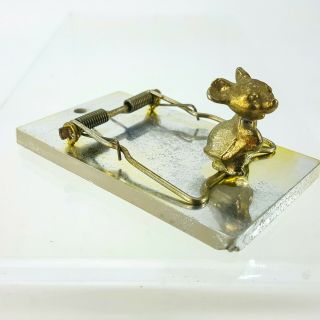 Vintage Mousetrap Note Letter Paper Clip Holder Mouse Hinge 3.  5 X 2 " Figurine