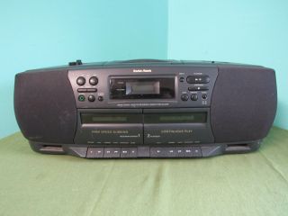 Radio Shack Cd - 3318 Boombox Stereo System Cd Am/fm Cassette Radio 1995 Vintage