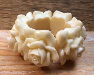 Vintage Style Cream Chunky Carved Flower Plastic Bracelet/celluloid Look/big