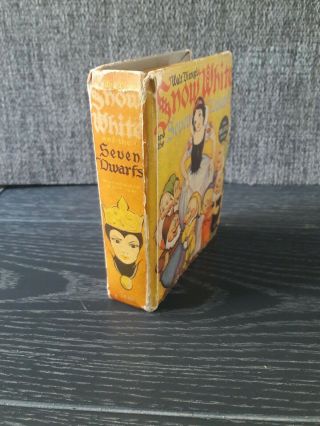 True Vintage Books Walt Disney ' s Snow White and the seven dwarfs.  1938 2