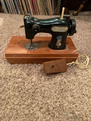 Vintage Holly Hobbie Childrens Sewing Machine Battery Operated Parts Or Decor