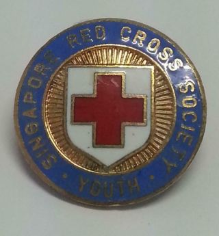 Mega Rare Vintage Singapore Red Cross Society Youth Gold Tone Pin Badge (b134)