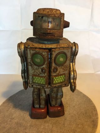 Vintage Tin Toy Battery Operated Attacking Martian Robot Japan