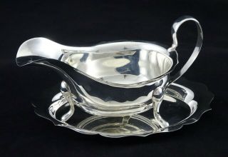 Vintage Viners Sheffield Gravy Sauce Boat And Tray Silver Plated Medium 6 "