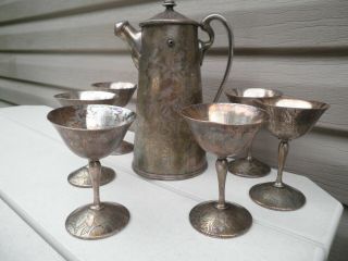 Vintage Weidlich W.  B.  Mfg.  Tapestry Martini Pitcher With 6 Matching Goblets