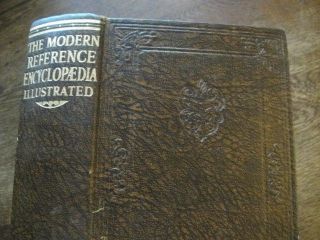 The Modern Reference Encyclopaedia Illustrated - Vintage 1939 Australian