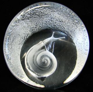 Vintage Mats Johnasson Lead Crystal Sweeden Art Glass Snail Paperweight 3 "