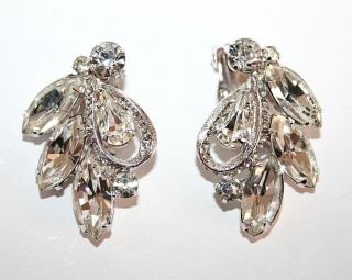 Vintage Weiss Silver Tone Rhinestone Clip Earrings