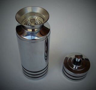 Vintage Art Deco " Gaiety " Chase Chrome Cocktail Shaker / / Circa 1930s