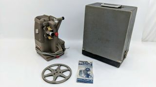 Vintage Mansfield Holiday M - 1000 8mm Movie Projector W/ Case 2