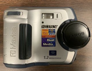 Vintage Sony Mavica Mvc - Fd100 1.  2mp Digital Camera Dual Floppy Disk Or Mem Stick