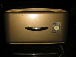 Vintage Vornado Small Box Fan Electric Model 805 Color Gold Pre - owned 5