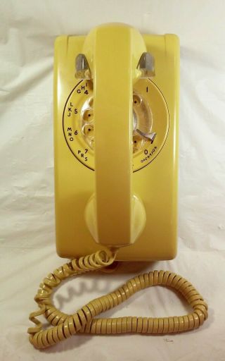 Vintage Itt Stromberg Carlson Harvest Gold Wall Mount Telephone Phone 554